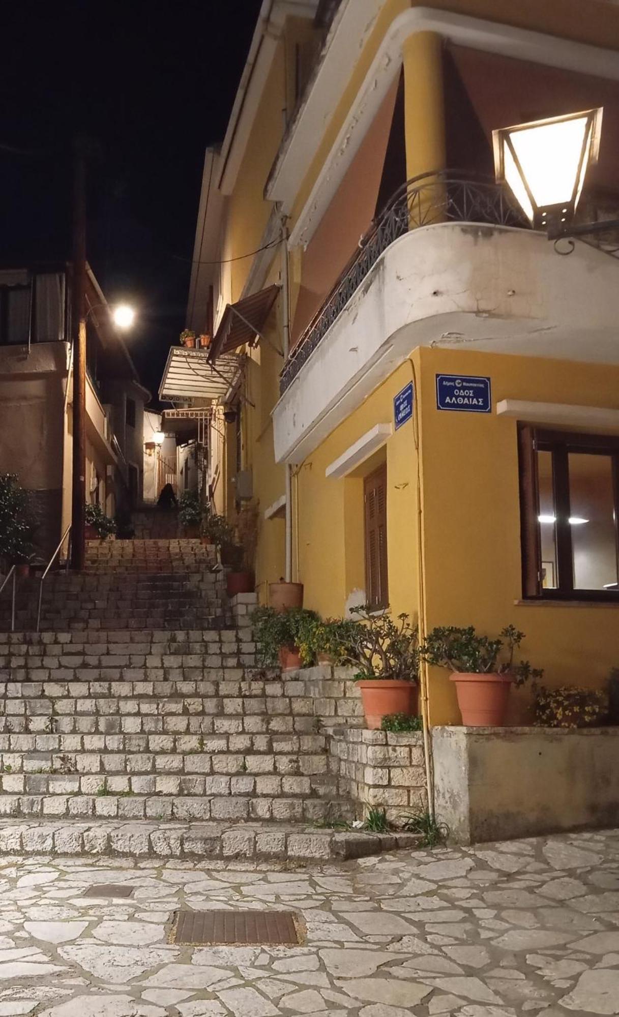 Ferienwohnung Nafpaktos Old Town Exterior foto